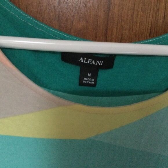 SALE. BUY 2/$30. NWOT. Alfani Brand Women’s M Striped S/S Top - Picture 3 of 5